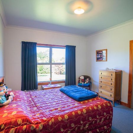 Bob & Maxines Backpackers Hostel Te Anau Ngoại thất bức ảnh