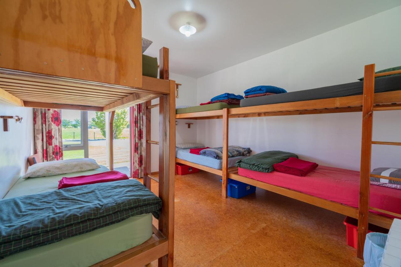 Bob & Maxines Backpackers Hostel Te Anau Ngoại thất bức ảnh
